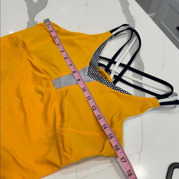 Lucky in Love Vibrant Yellow Tank Top L - Picture 6 of 10